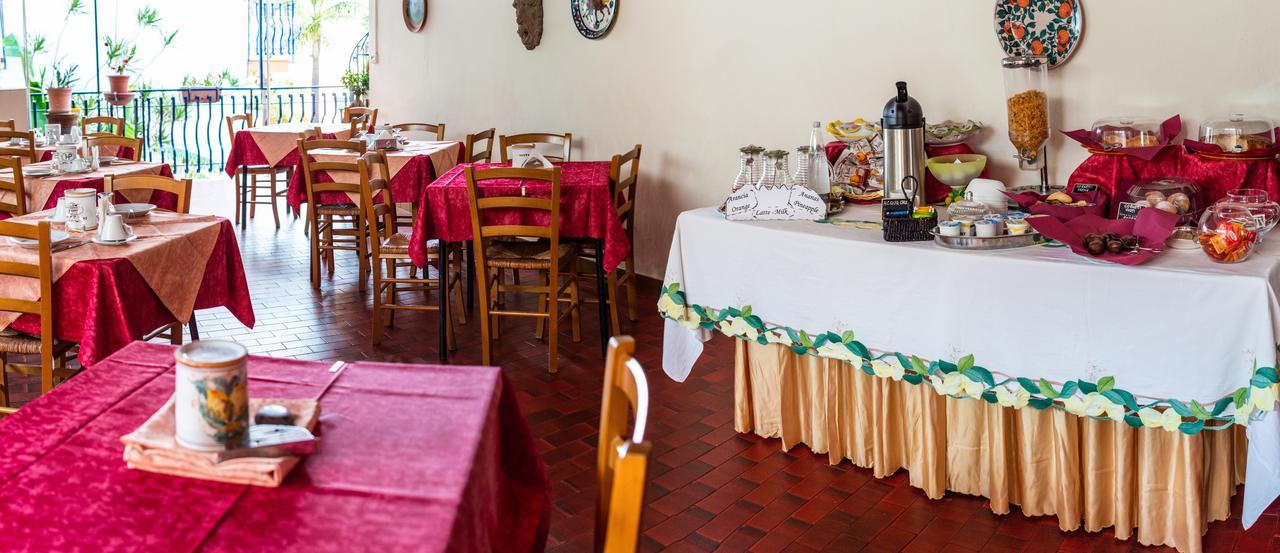 SantʼAlessio Siculo Hotel Pagano المظهر الخارجي الصورة